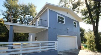 410 W Hubbard Ave in DeLand, FL - Building Photo