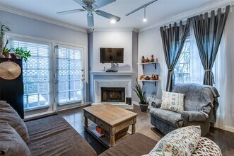 3905 Gilbert Ave, Unit A in Dallas, TX - Building Photo - Building Photo