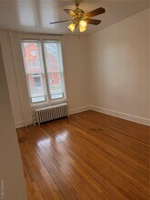 109 Montgomery St in Poughkeepsie, NY - Building Photo - Building Photo