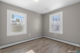 22 Wolcott St in New Haven, CT - Building Photo - Building Photo