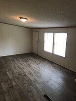 201 Rockingham Rd in Johnson City, TN - Building Photo