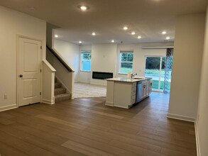 10478 Harbor Ln N in Maple Grove, MN - Building Photo - Building Photo