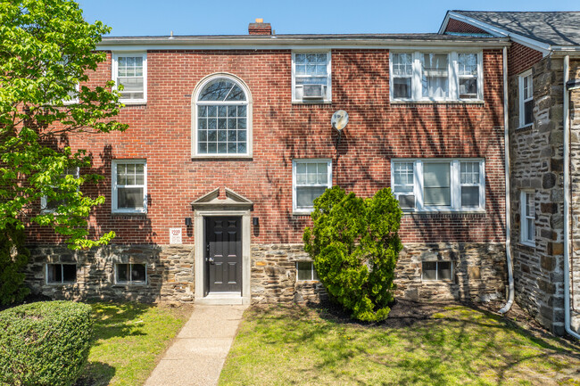 Wynnefield Terrace in Philadelphia, PA - Building Photo - Building Photo