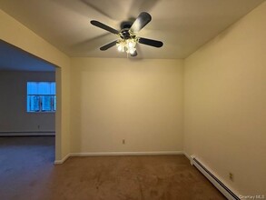 687 Jersey Ave in Greenwood Lake, NY - Building Photo - Building Photo