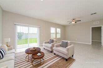 353 Kenilworth Dr in Kissimmee, FL - Building Photo - Building Photo