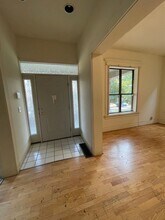 194 E 14th Ave in Columbus, OH - Foto de edificio - Building Photo