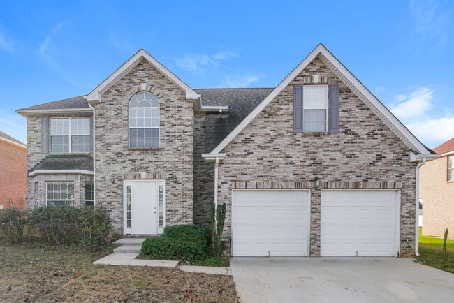 property at 425 Canoga Ct
