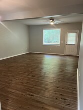 2022 Benton Rd in Covington, KY - Foto de edificio - Building Photo