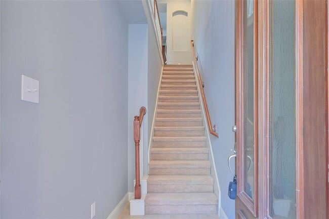 property at 42 Versante Ct