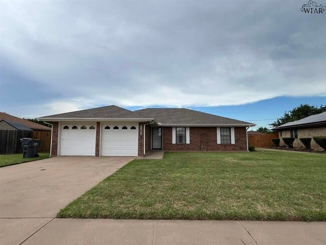 property at 5515 Lucky Ln