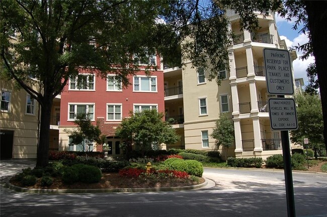 11 Perimeter Center E in Dunwoody, GA - Building Photo - Building Photo