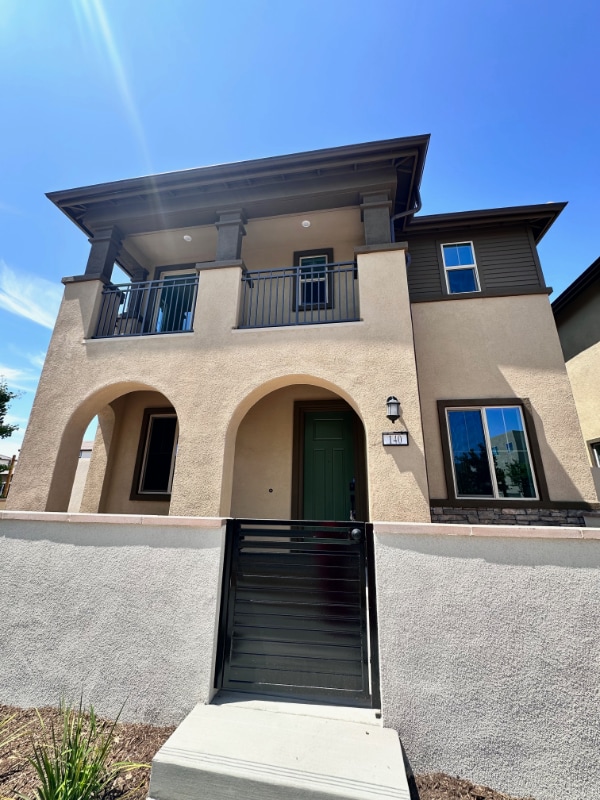140 Carmine in Irvine, CA - Building Photo - Building Photo