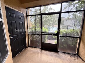 8539 Gate Pkwy W in Jacksonville, FL - Building Photo - Building Photo