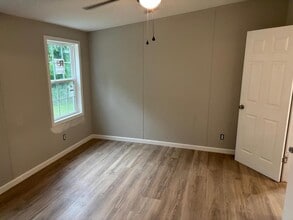 104 Patricia Ann Dr in Elizabethton, TN - Building Photo - Building Photo
