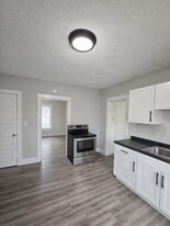 406 Garfield Ave in Wausau, WI - Building Photo