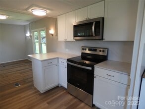 133 N Shady Rest Rd in Statesville, NC - Building Photo - Building Photo