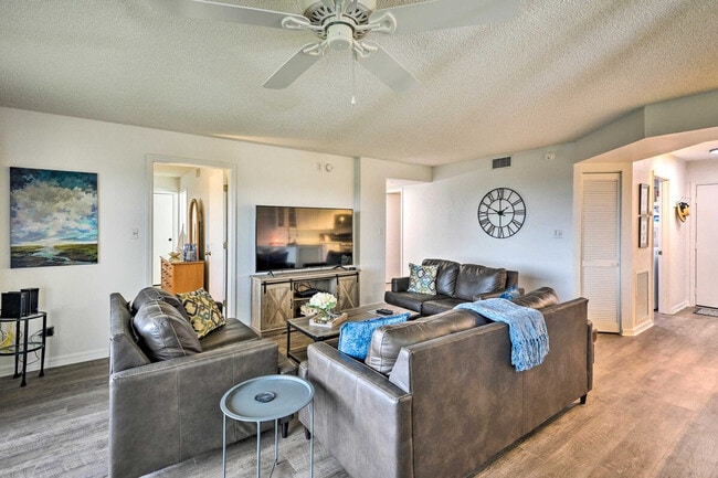 51 Sand Dollar Dr in Ormond Beach, FL - Building Photo - Building Photo