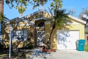 12853 SW 146th Ln in Miami, FL - Building Photo