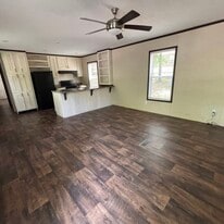 121 Evans Ave in Troy, AL - Building Photo