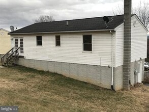 175 Little Sorrel Dr in Strasburg, VA - Building Photo - Building Photo