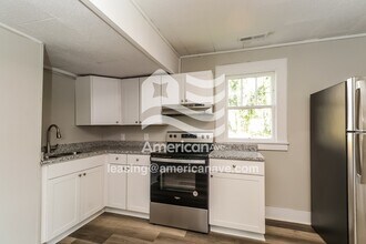 110 Filter Plant Rd in Gaffney, SC - Building Photo - Building Photo