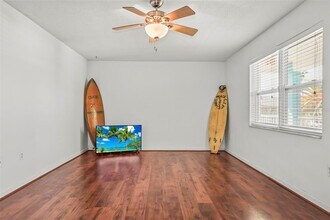 11655 3rd St E in Treasure Island, FL - Building Photo - Building Photo