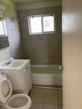 4802 Dove Springs Dr in Houston, TX - Building Photo - Building Photo