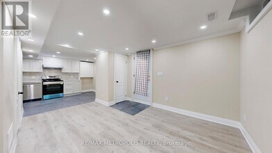 134 Mandrake St in Ajax, ON - Building Photo - Building Photo