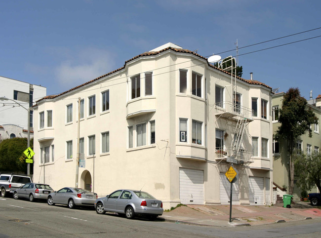 1960 Fulton St in San Francisco, CA - Building Photo - Building Photo