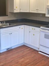 2015 Gregory St in Pittsburgh, PA - Building Photo - Building Photo