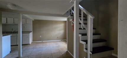 900 Mohawk Dr in Montgomery, TX - Building Photo - Building Photo