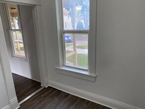 619 Chicago Ave, Unit Upper in Wausau, WI - Building Photo - Building Photo