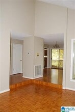 5136 Selkirk Dr in Birmingham, AL - Foto de edificio - Building Photo