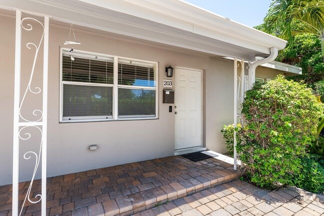 201 George Bush Blvd in Delray Beach, FL - Building Photo - Building Photo