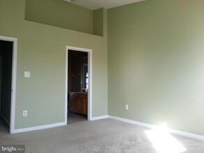 45053 Fellowship Square in Ashburn, VA - Building Photo - Building Photo