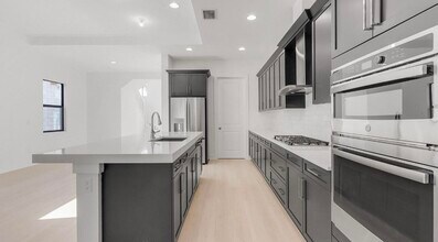 13174 Artisan Cir in Palm Beach Gardens, FL - Building Photo - Building Photo