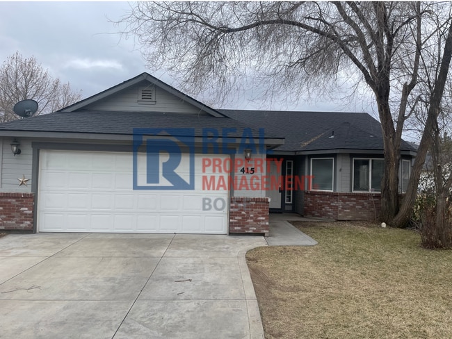property at 415 W Summerwind Dr