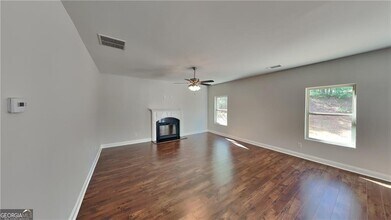 1280 Vonda Ln SW in Mableton, GA - Building Photo - Building Photo
