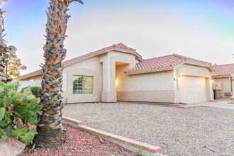 8742 N 114th Ave in Peoria, AZ - Building Photo - Building Photo