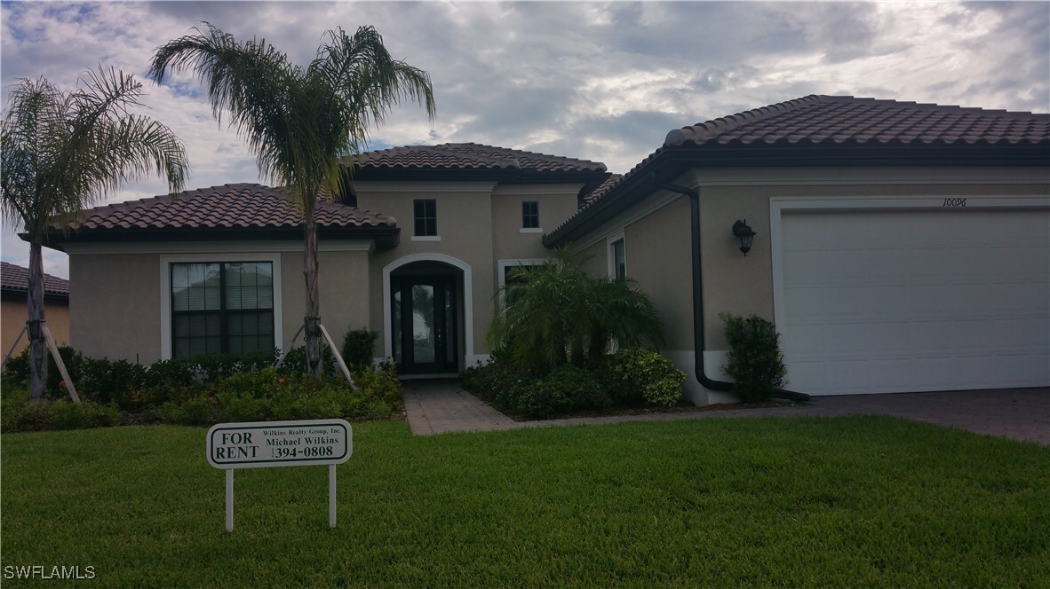 10096 Avalon Lake Cir in Ft. Myers, FL - Foto de edificio