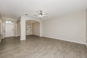 2020 Natchez Dr in Forney, TX - Foto de edificio - Building Photo