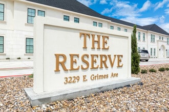 The Reserve Townhomes in Harlingen, TX - Building Photo - Building Photo