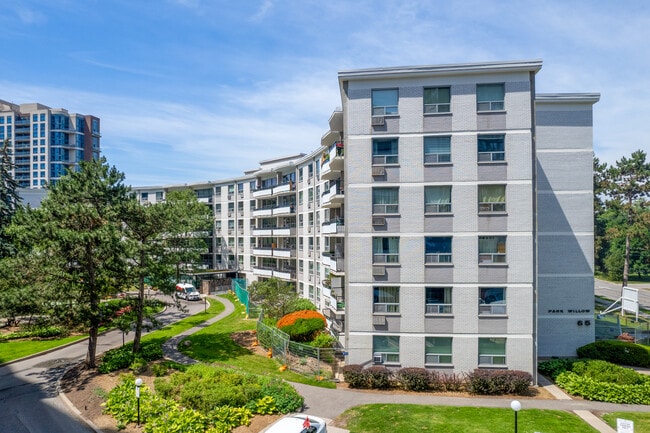 Park Willow Developments in Toronto, ON - Building Photo - Building Photo