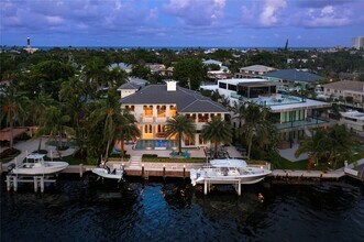 2307 N Riverside Dr in Pompano Beach, FL - Building Photo - Building Photo