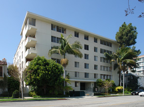 245 S Spalding Dr in Beverly Hills, CA - Building Photo - Building Photo