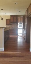 3626 Azure Dr in Bakersfield, CA - Building Photo - Building Photo