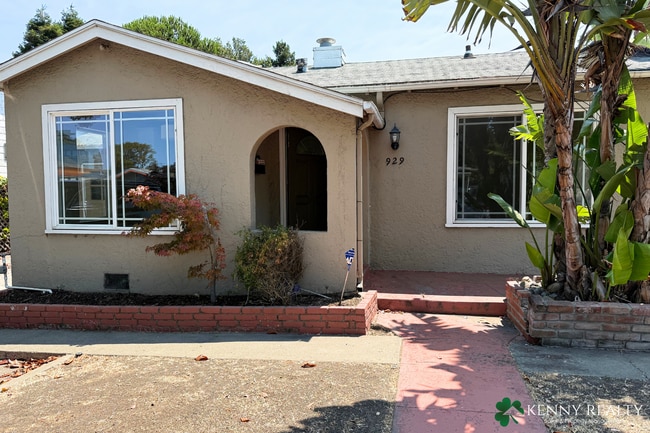 property at 929 Holly St
