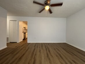 345 Washington Dr in Athens, GA - Building Photo - Building Photo