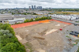 Town Centre Place in Toronto, ON - Building Photo