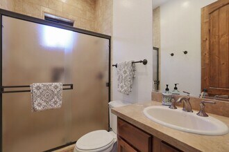 9973 E Edgestone Dr in Scottsdale, AZ - Building Photo - Building Photo
